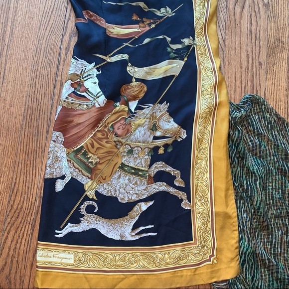 NEW Cynthia Rose Silk Salvatore Ferragamo Scarf Dress size Small - Picture 9 of 13